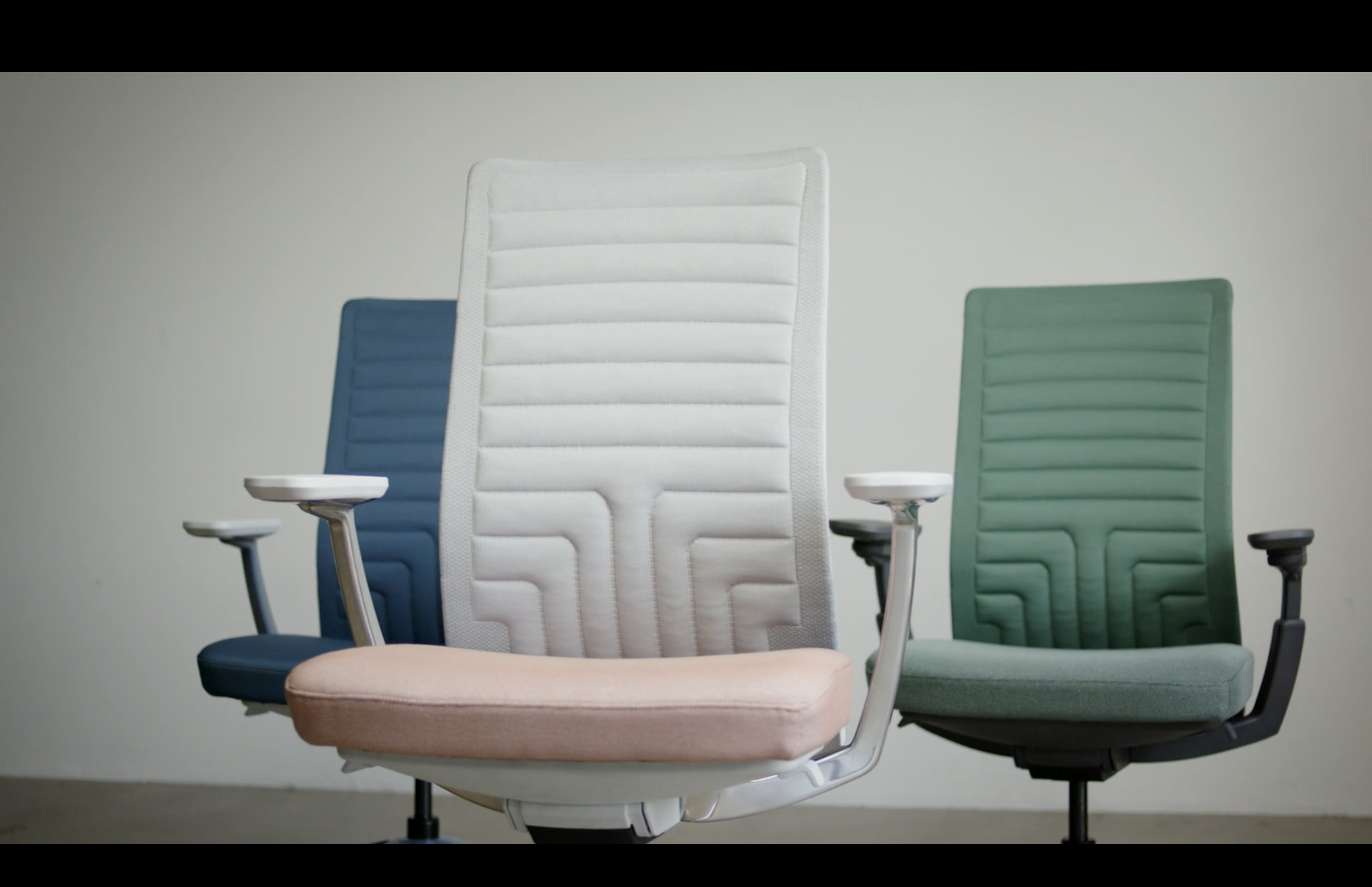 Evo seating collection
